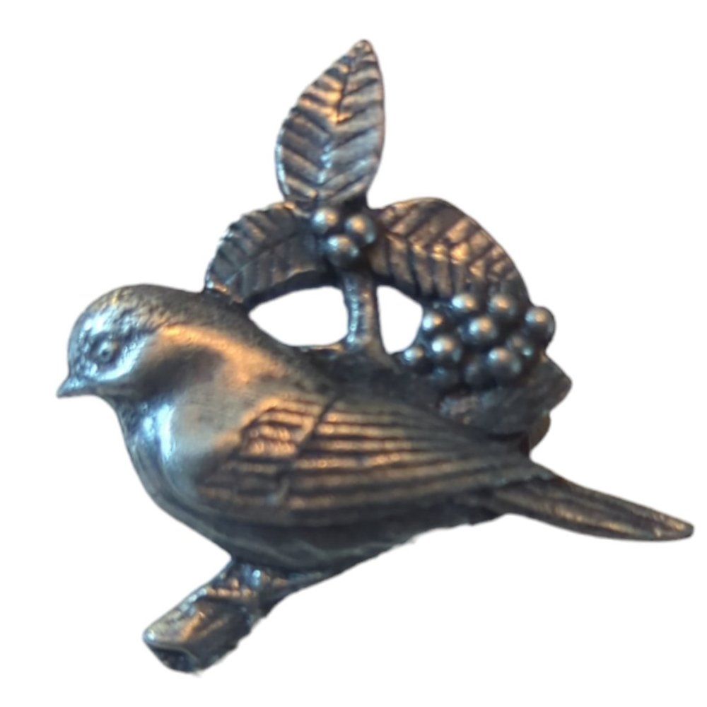 2002 birds and blooms robin scatter pin brooch